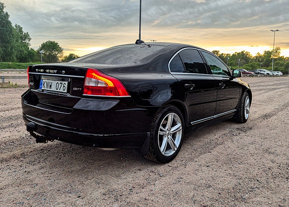Volvo S80 6 of 14