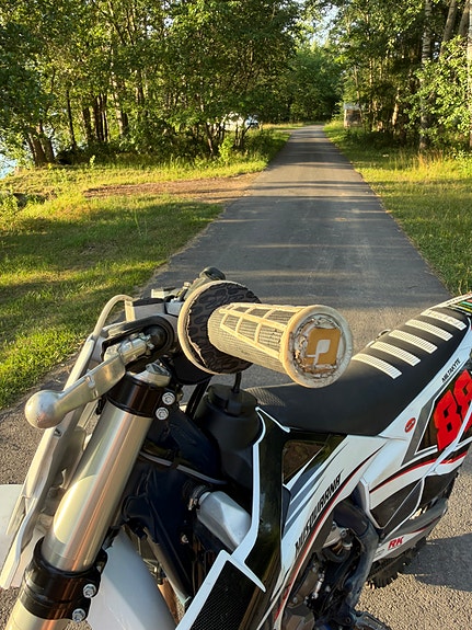 Husqvarna FC 350 6 of 12