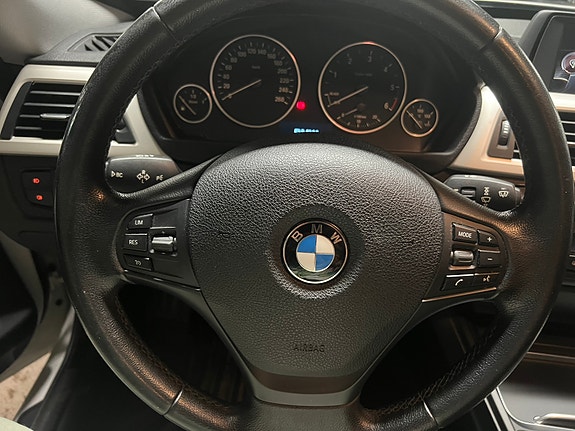 BMW 320d 5 of 6