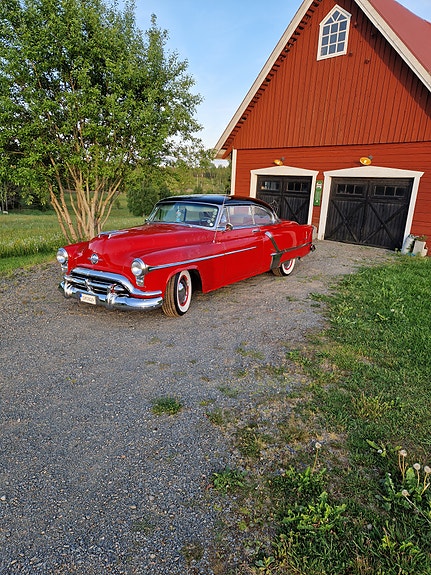 Oldsmobile Ninety-Eight 4 of 9