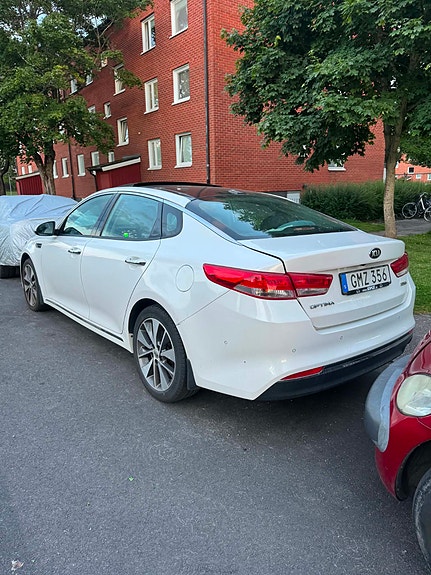 Kia Optima 3 of 5