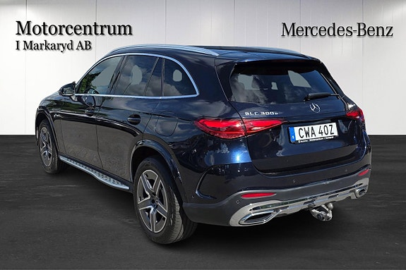 Mercedes-Benz GLC300 e 3 of 5