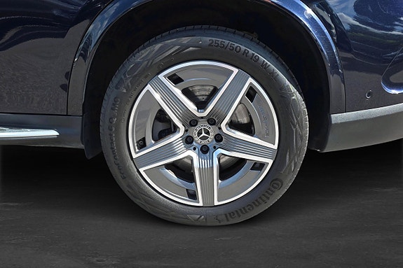 Mercedes-Benz GLC300 e 7 of 10