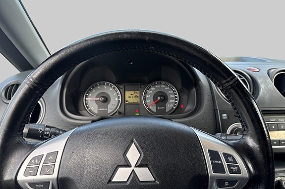 Mitsubishi Colt 16 of 16