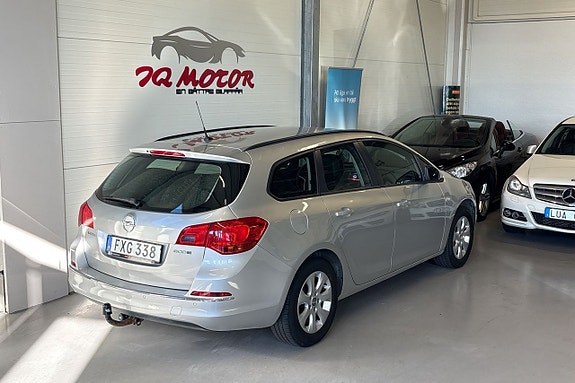 Opel Astra 6 of 21