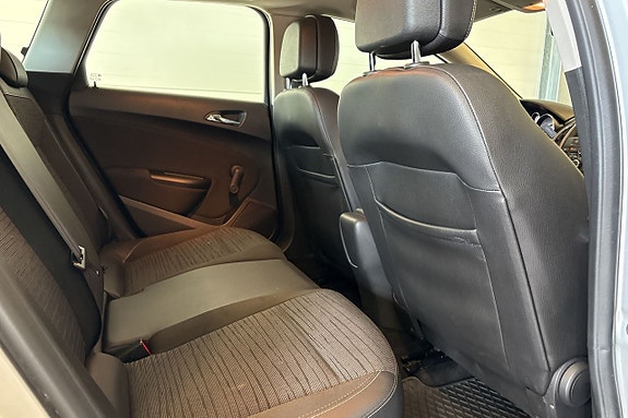 Opel Astra 12 of 21