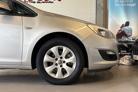 Opel Astra 10 of 21