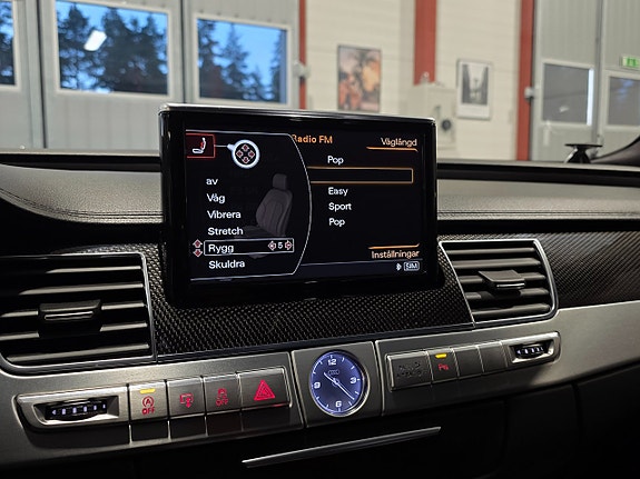 Audi S8 28 of 30