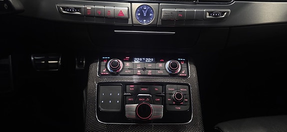Audi S8 22 of 30