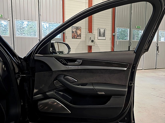 Audi S8 19 of 30