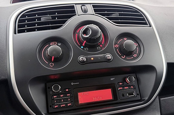 Renault Kangoo Maxi 19 of 23