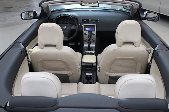 Volvo C70 6 of 12