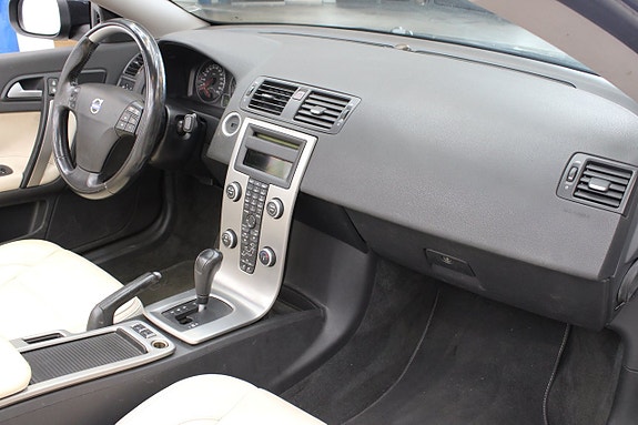 Volvo C70 11 of 12