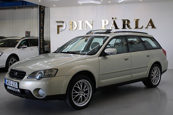 Subaru Outback 3 of 5