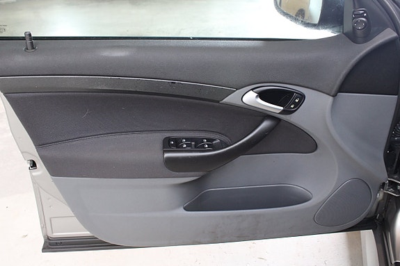 Saab 9-3 7 of 12