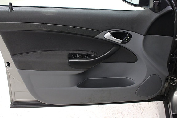Saab 9-3 5 of 13