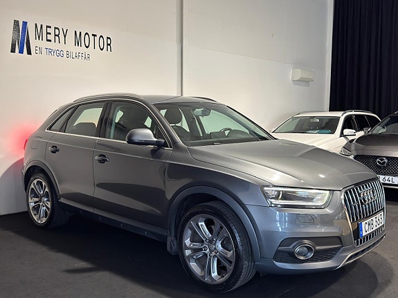 Audi Q3 2 of 5