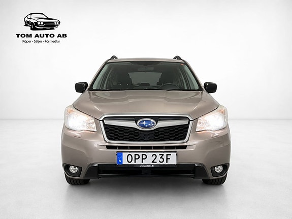 Subaru Forester 2 of 5