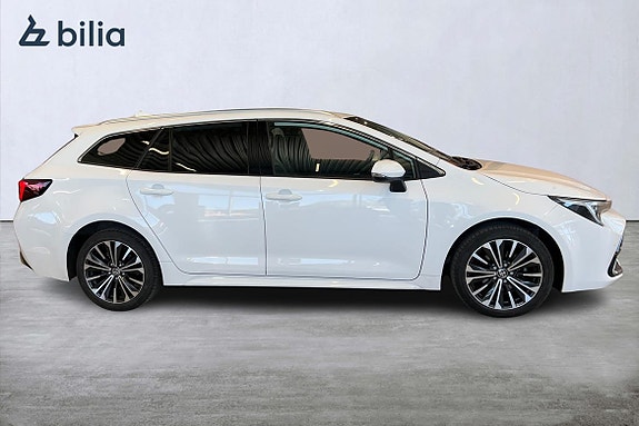 Toyota Corolla 18 of 24