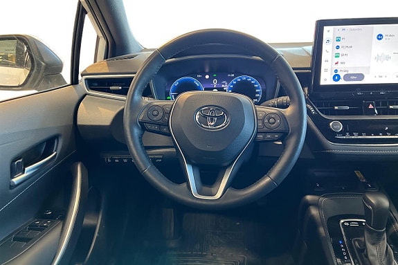 Toyota Corolla 11 of 24