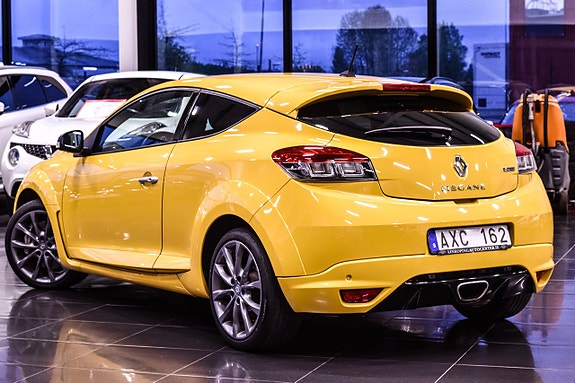 Renault Megane 2 of 5