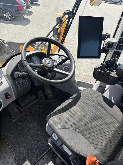 Volvo L70H 17 of 24