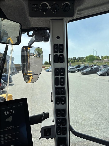 Volvo L70H 22 of 24