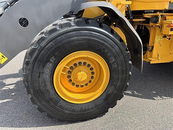 Volvo L70H 10 of 24