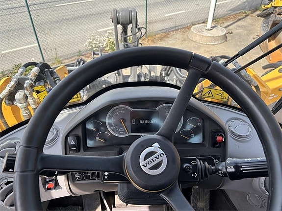 Volvo L70H 20 of 24