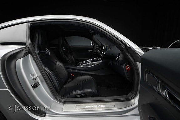 Mercedes-Benz AMG GT S 26 of 29