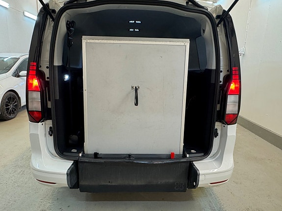 Volkswagen Caddy Maxi 22 of 30