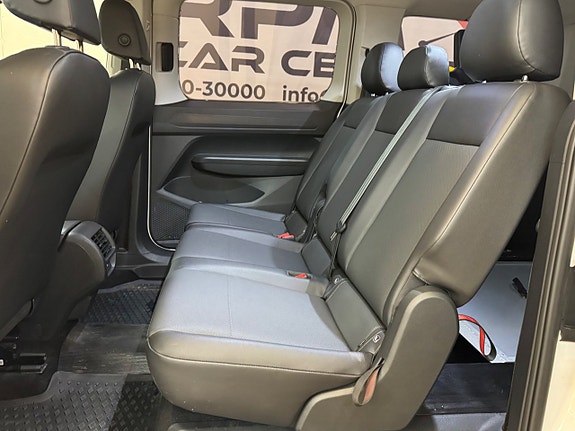 Volkswagen Caddy Maxi 20 of 30