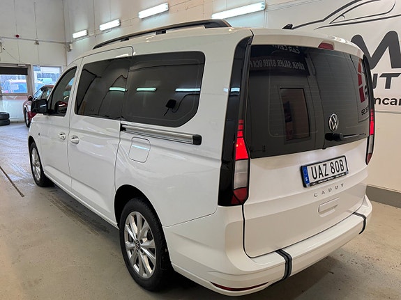Volkswagen Caddy Maxi 8 of 30