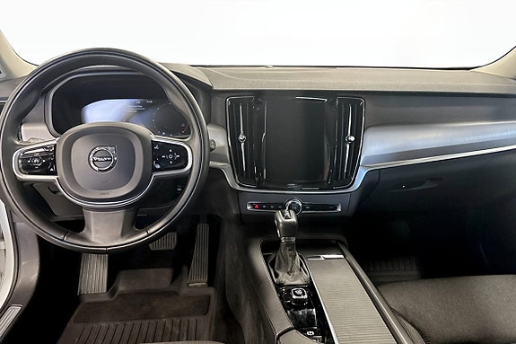 Volvo V90 8 of 18