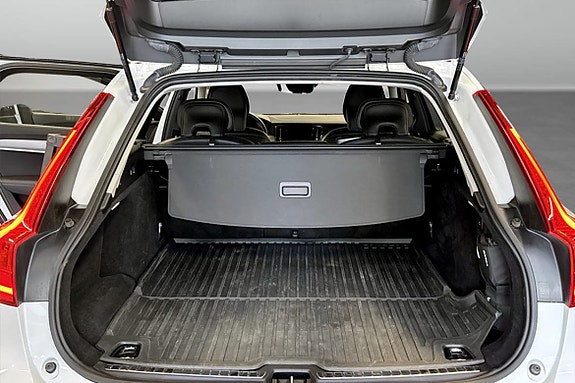 Volvo V90 18 of 18