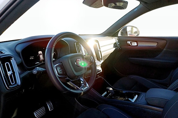 Volvo XC40 5 of 5