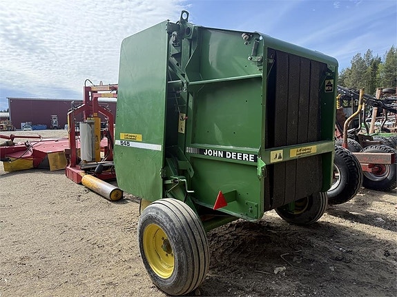 John Deere 545 rundbalspress 2 of 4