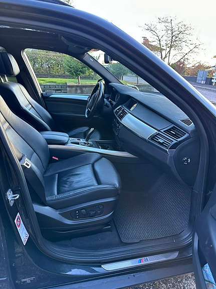 BMW X5 11 of 12