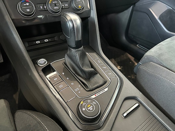 Volkswagen Tiguan Allspace 11 of 17