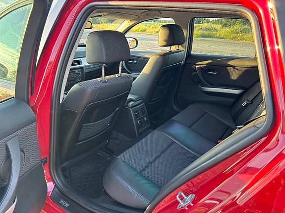 BMW 320d 8 of 9