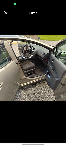 Peugeot 3008 4 of 5