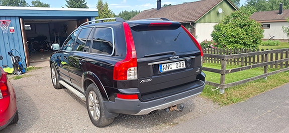 Volvo XC90 4 of 5