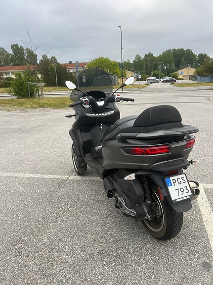 Piaggio MP3 500 LT 3 of 6