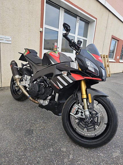 Aprilia 2 of 5