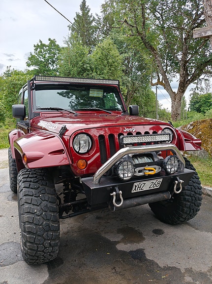 Jeep Wrangler 3 of 17