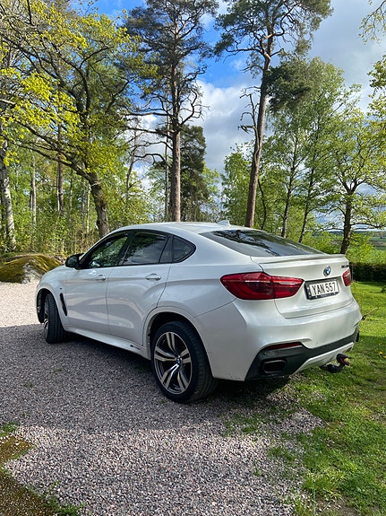 BMW X6 4 of 5