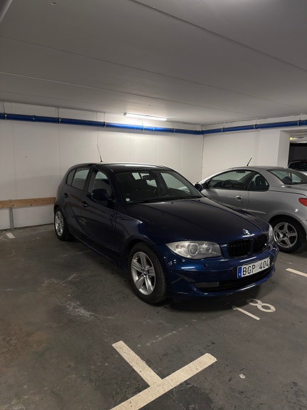 BMW 120d 3 of 5
