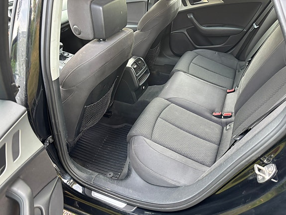 Audi A6 4 of 5