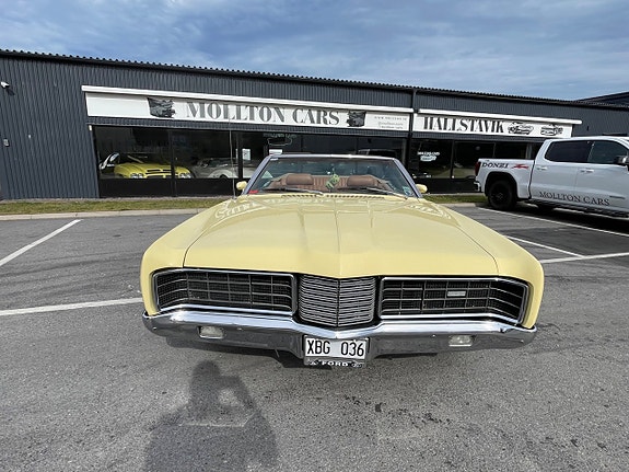 Ford XL 2 of 18