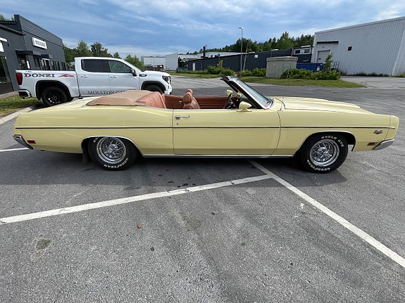 Ford XL 4 of 18
